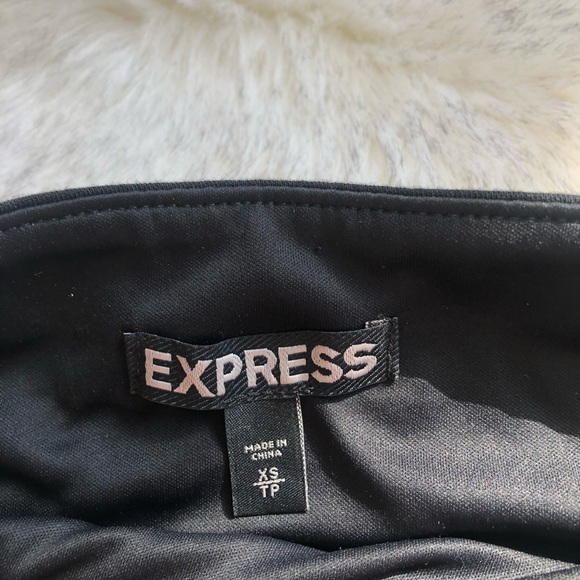 Express mini skirt - Picture 2 of 2